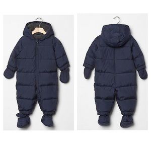 Baby Gap One Piece Puffy Snowsuit with booties and gloves